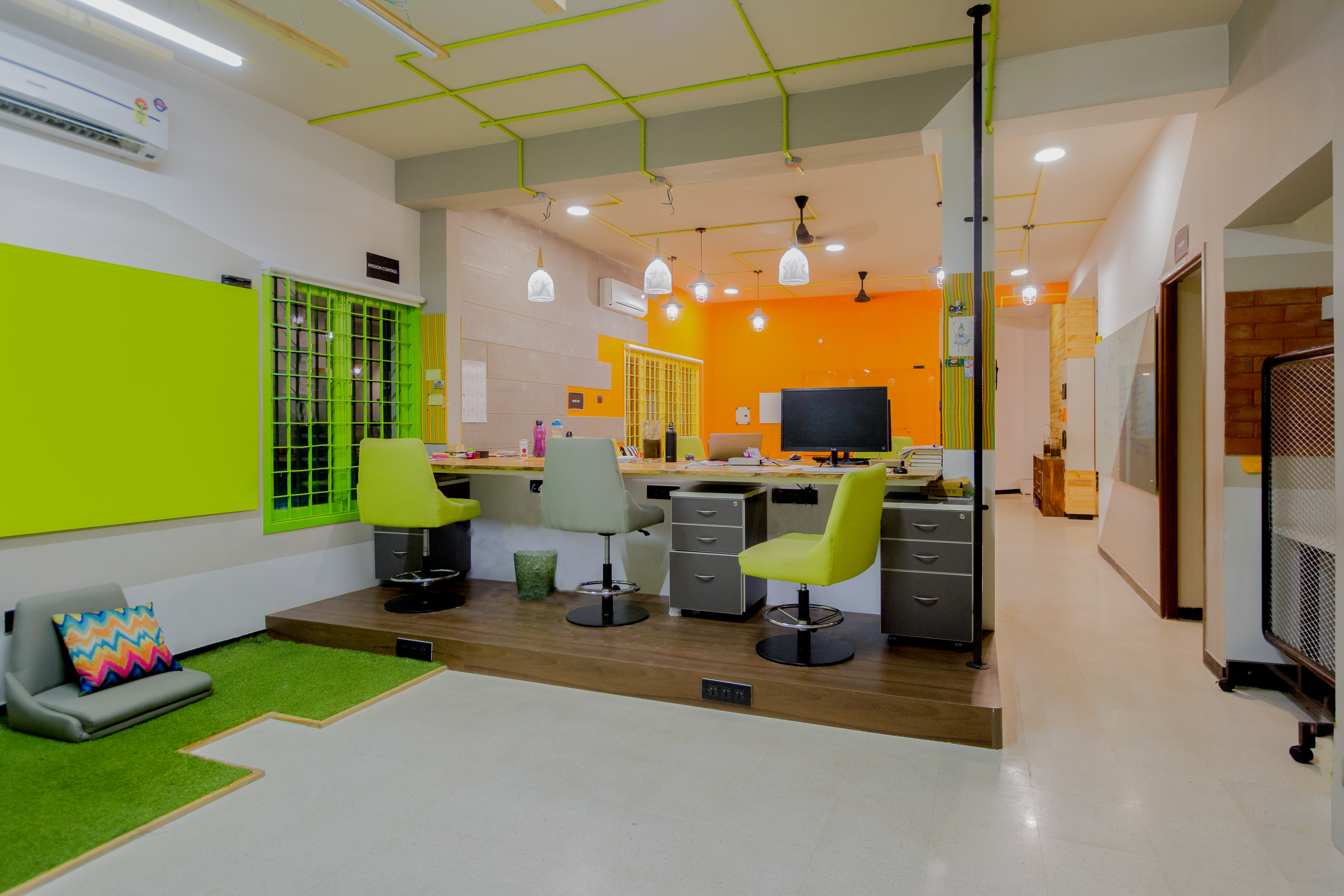 START-UP OFFICE